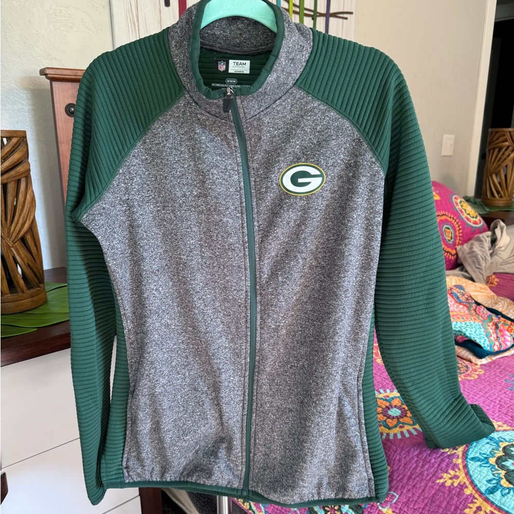 Women’s Packers zip up